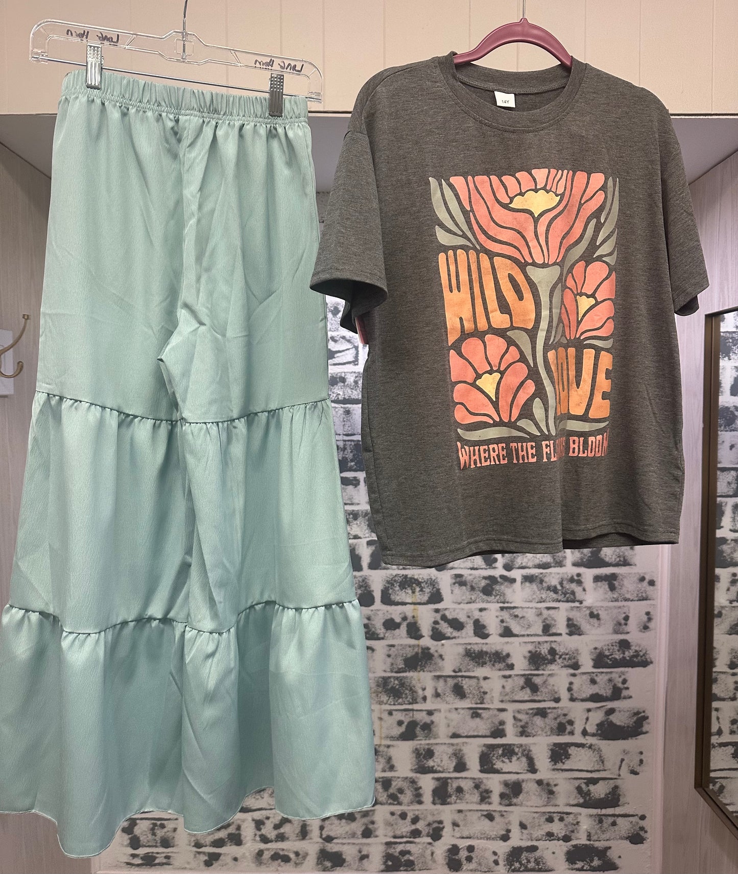 Mint Meadow Set Tween