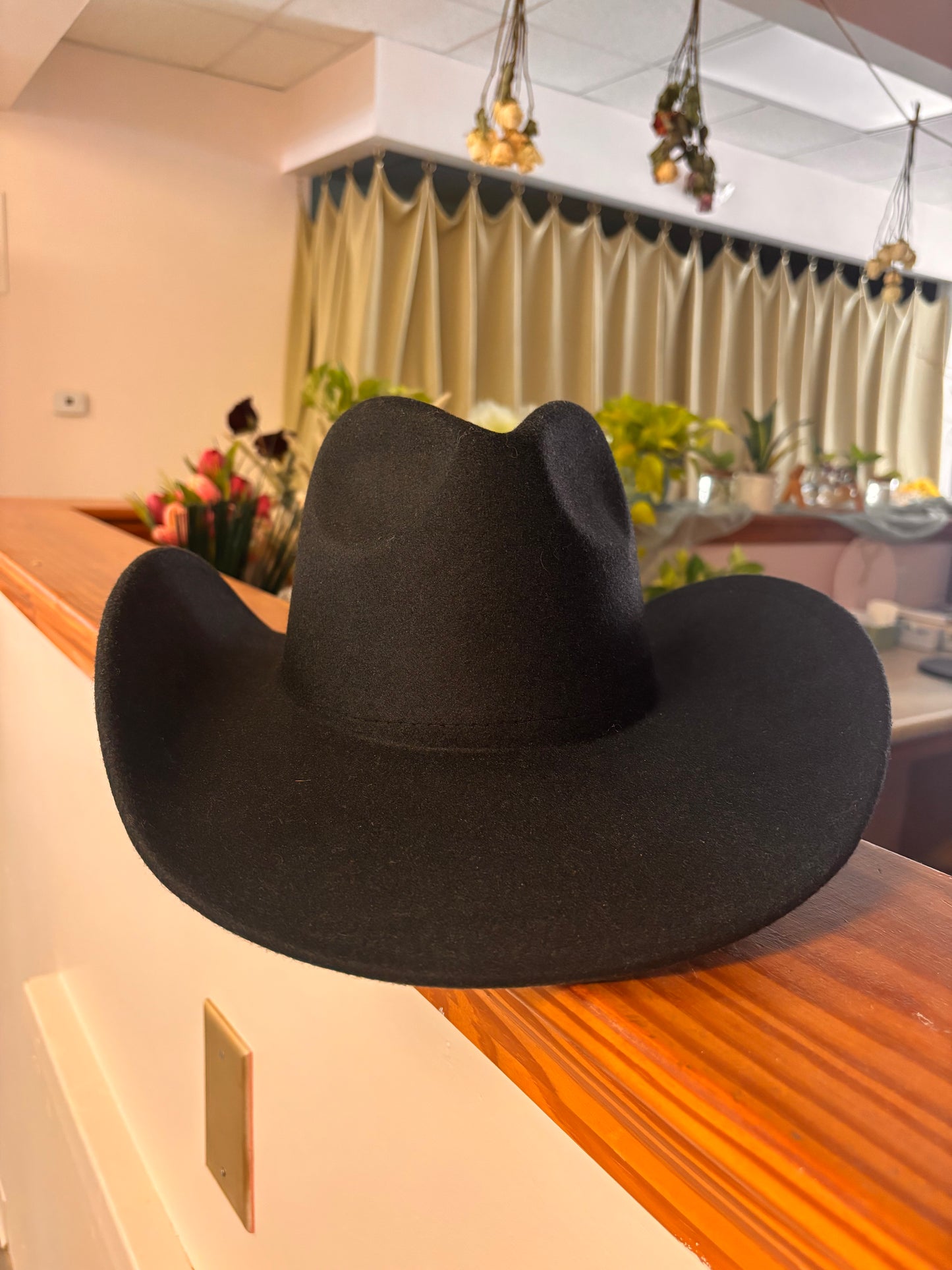 The Midnight Cattleman Felt Hat