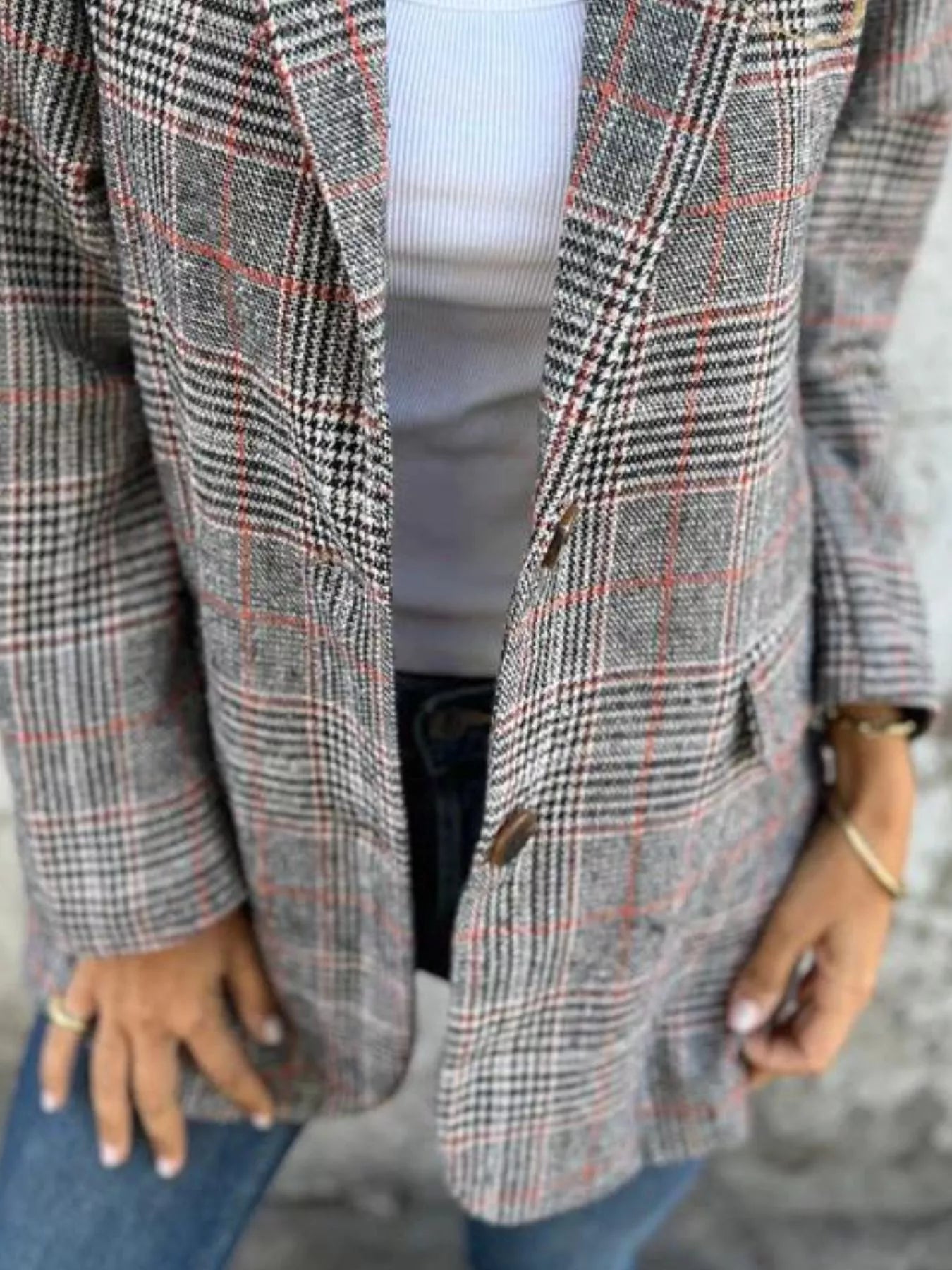 Plaid Single-Breasted Long Sleeve Blazer (2 Colors)