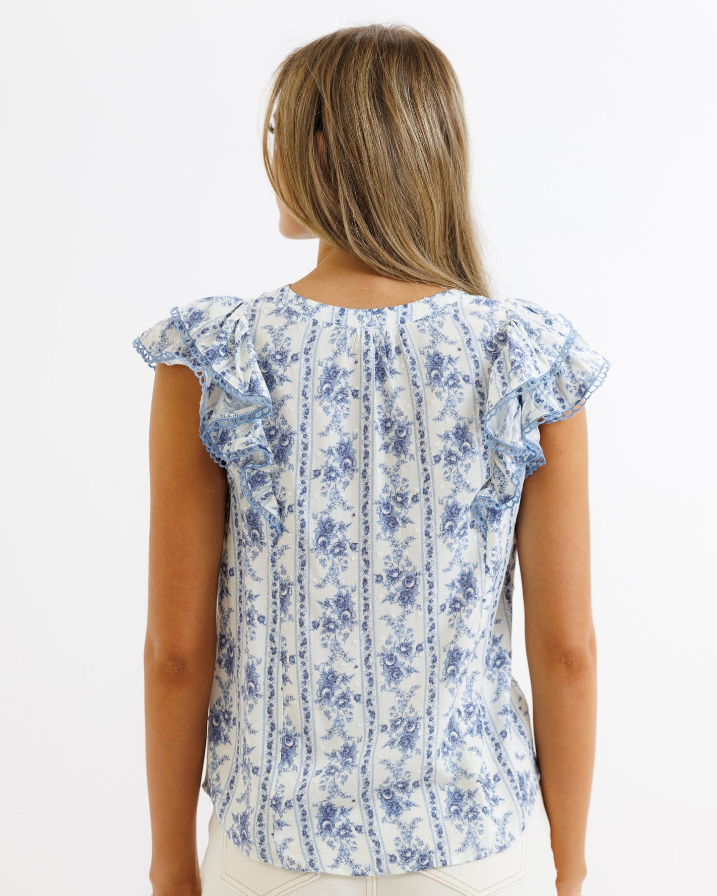 Rosebud Top