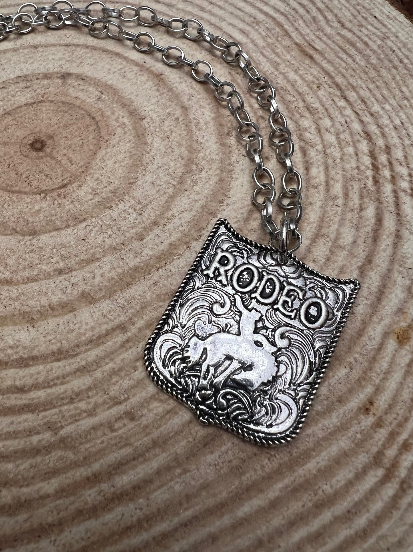 Western Rodeo Pendant Necklace (Silver color)