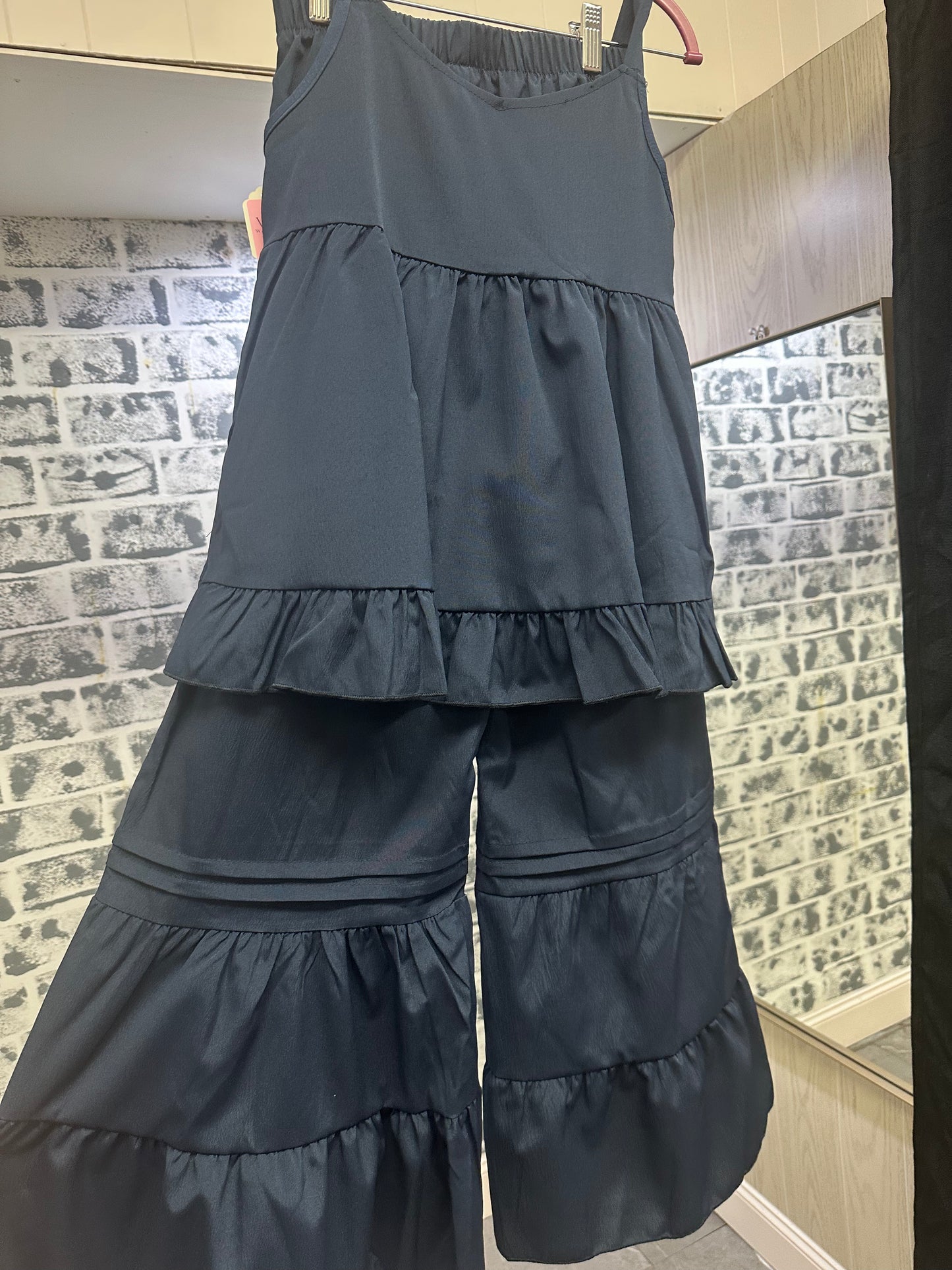 Midnight Ruffle Statement Set Tween