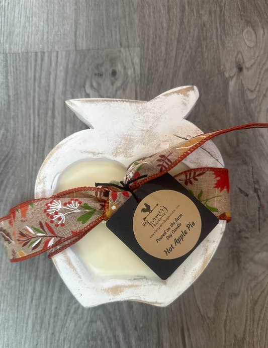 Hot Apple Pie Soy Candle | Rustic Apple-Shaped Candle