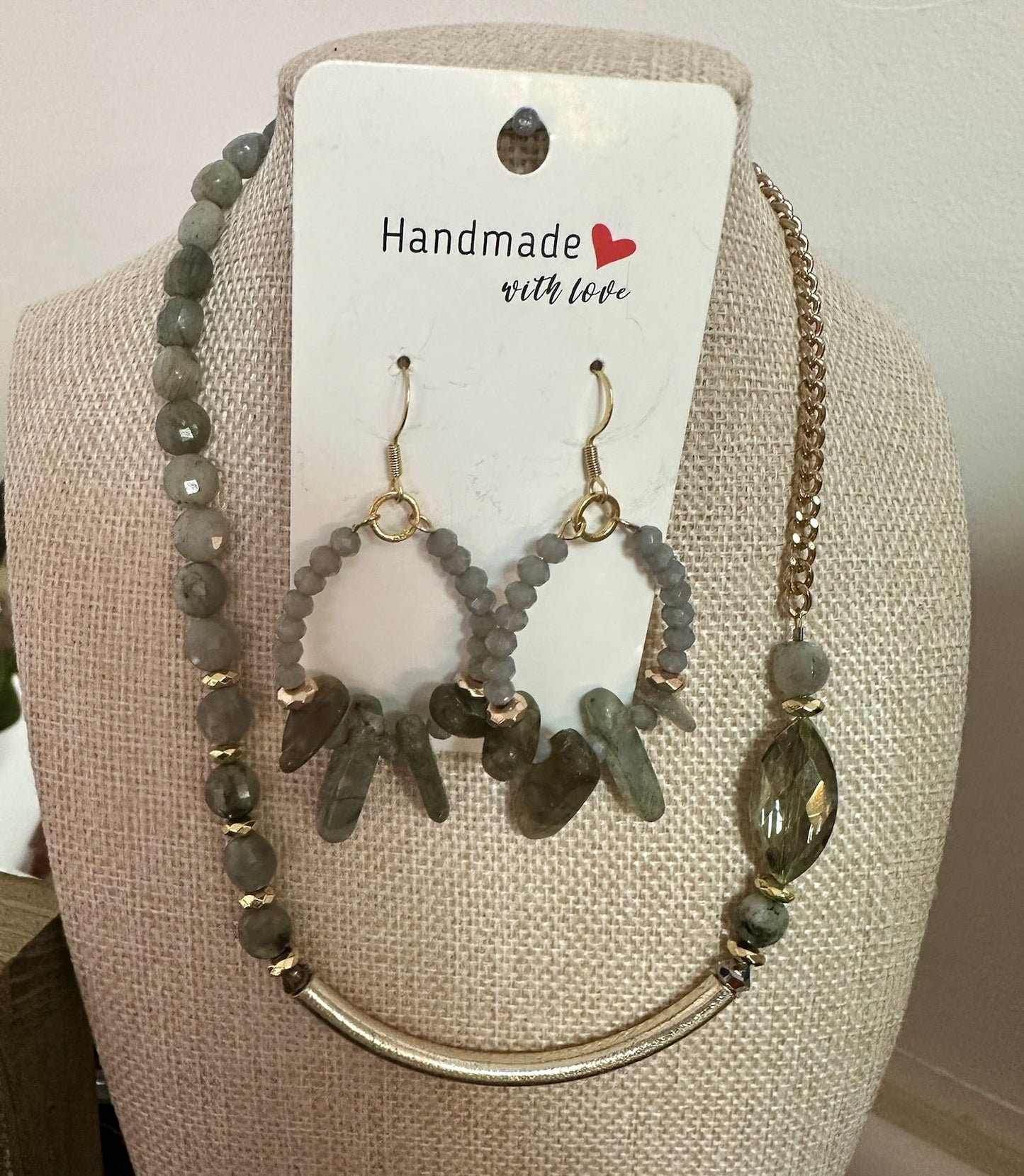 Glass Beaded with Gold Bar Necklace and Earring Set