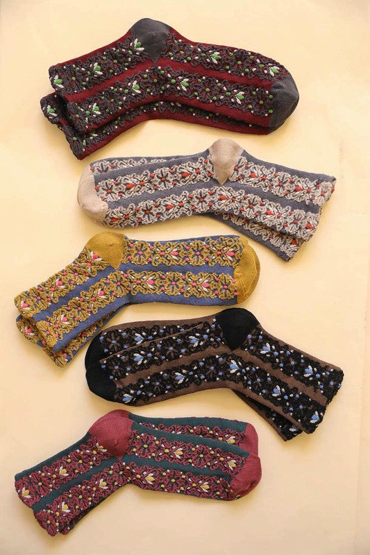Embroidered Flower Pattern Socks (5 Colors)